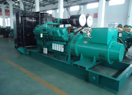 平舆800kw康明斯柴油发电机组